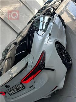 تۆیۆتا کامری